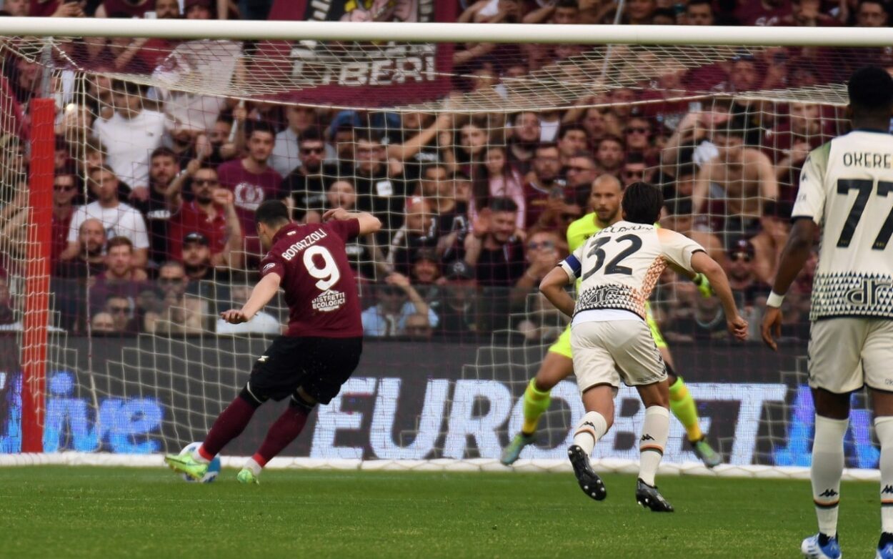 Bonazzoli Salernitana