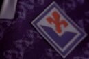 Fiorentina maglia Home 2023-2024 zoom stemma