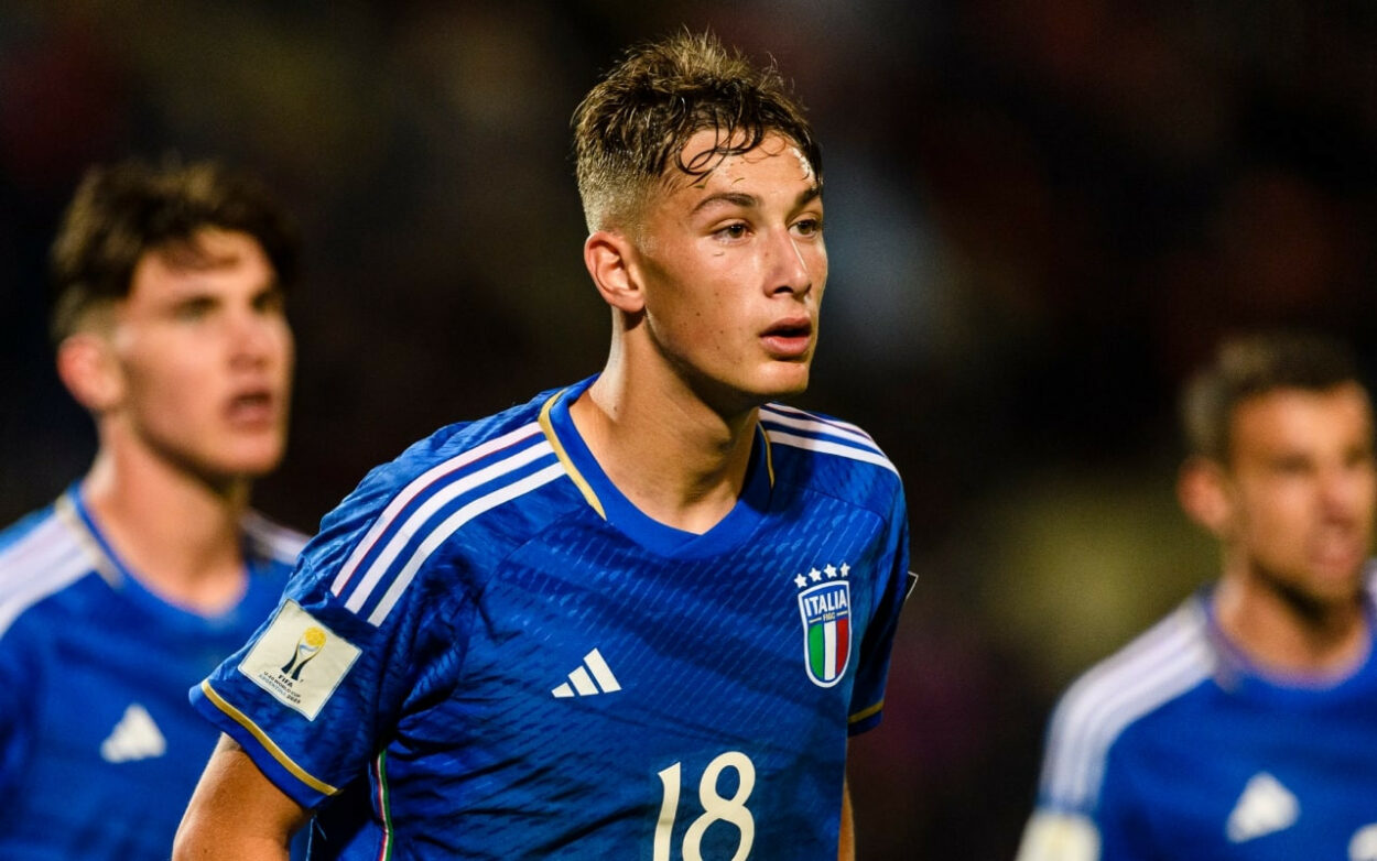 Francesco Pio Esposito Italia U-20