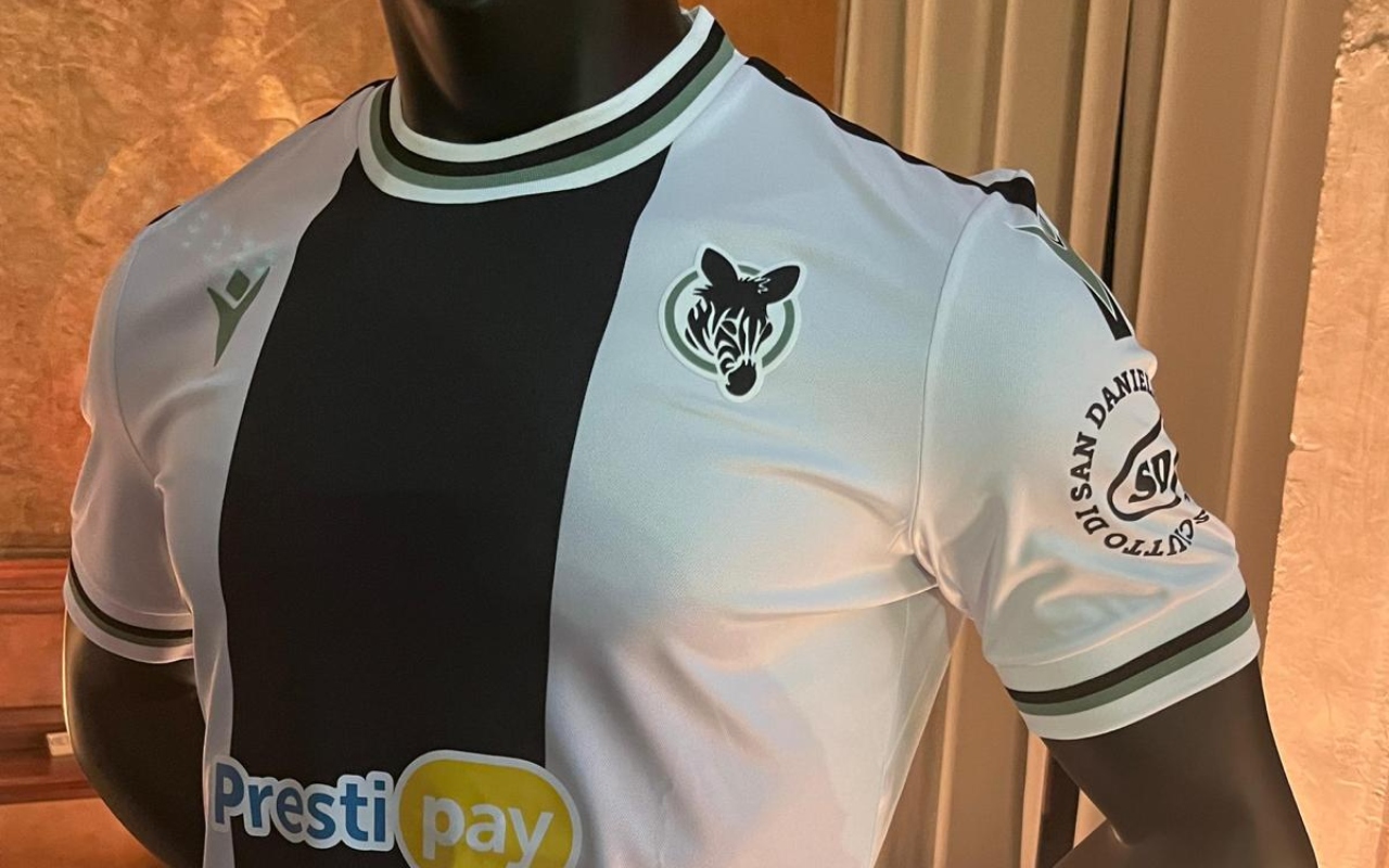 Udinese, presentata la maglia home per la stagione 2023/2025