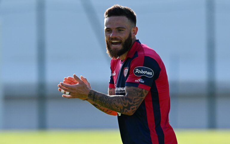 nandez centrocampista cagliari