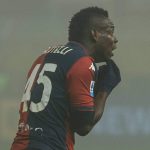 Balotelli e Nainggolan prendono di mira un ex compagno sui social: cosa è successo