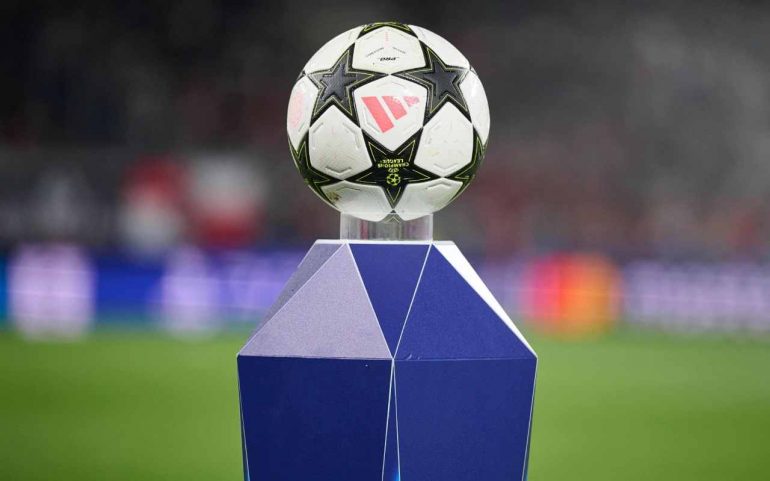 Far West in Champions League: all'arbitro è sfuggita una rissa a bordocampo | "Sanzione per Dimarco"