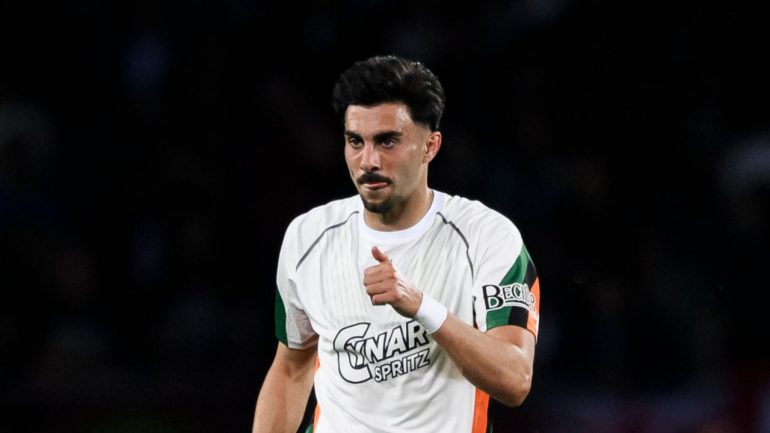 Venezia, infortunio Kike Perez