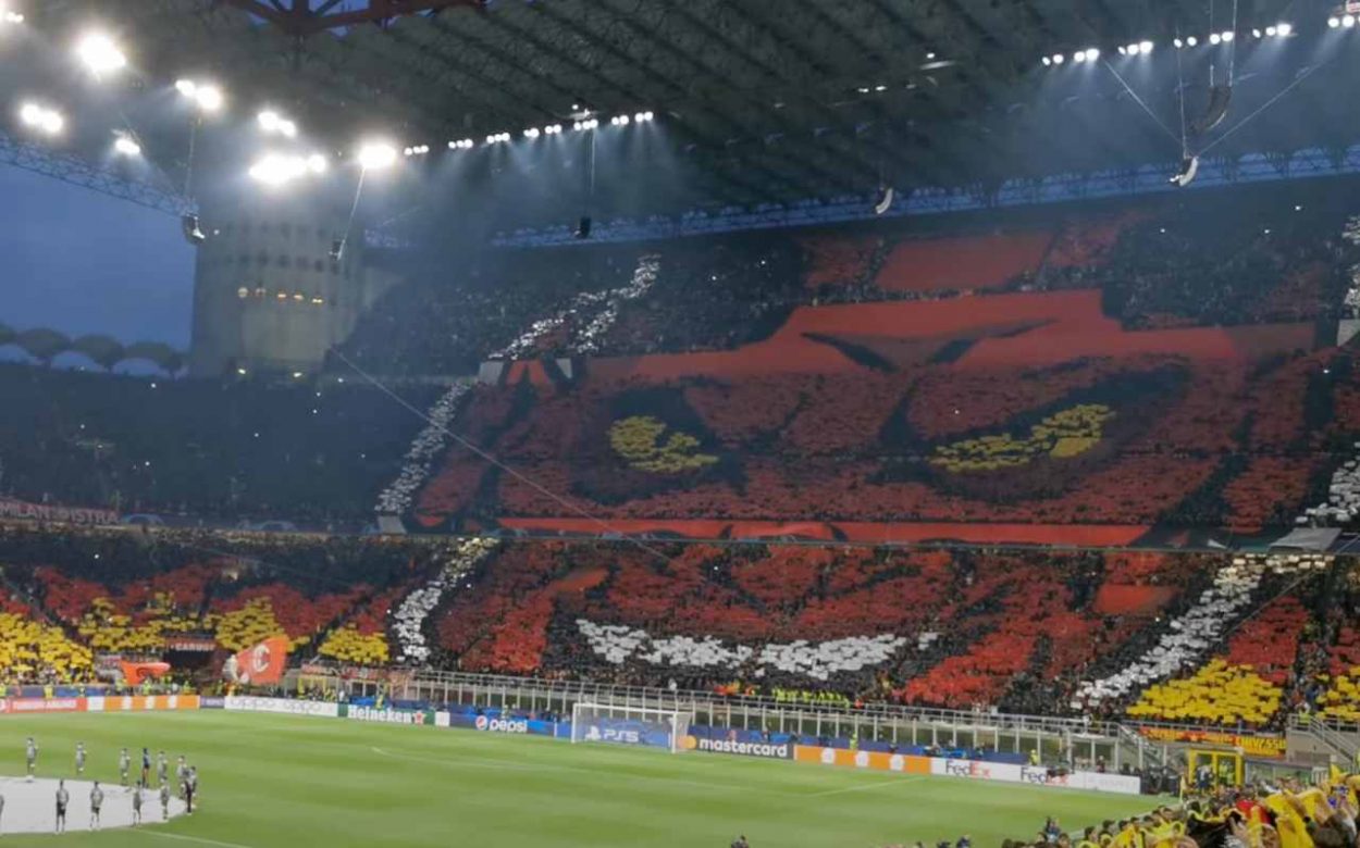 Il Milan soffia l'attaccante alla Roma: 35 milioni a giugno | Via libera della società