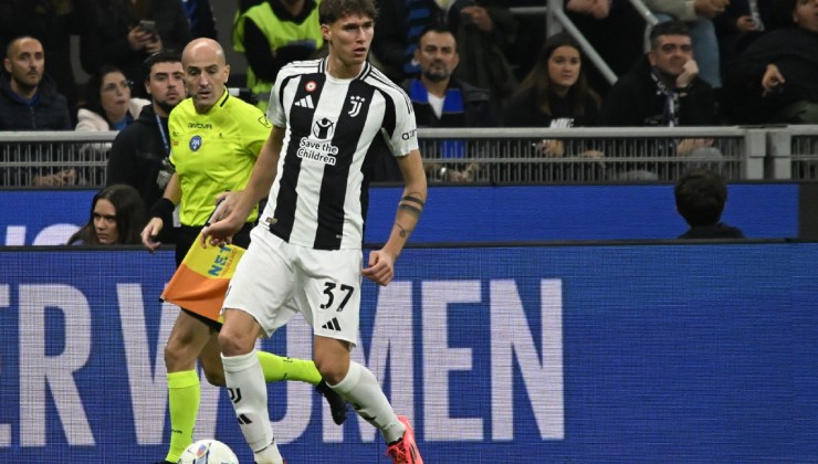 È ufficiale il rinnovo di Nicolò Savona con la Juventus, che prosegue così il suo percorso all’interno del club bianconero