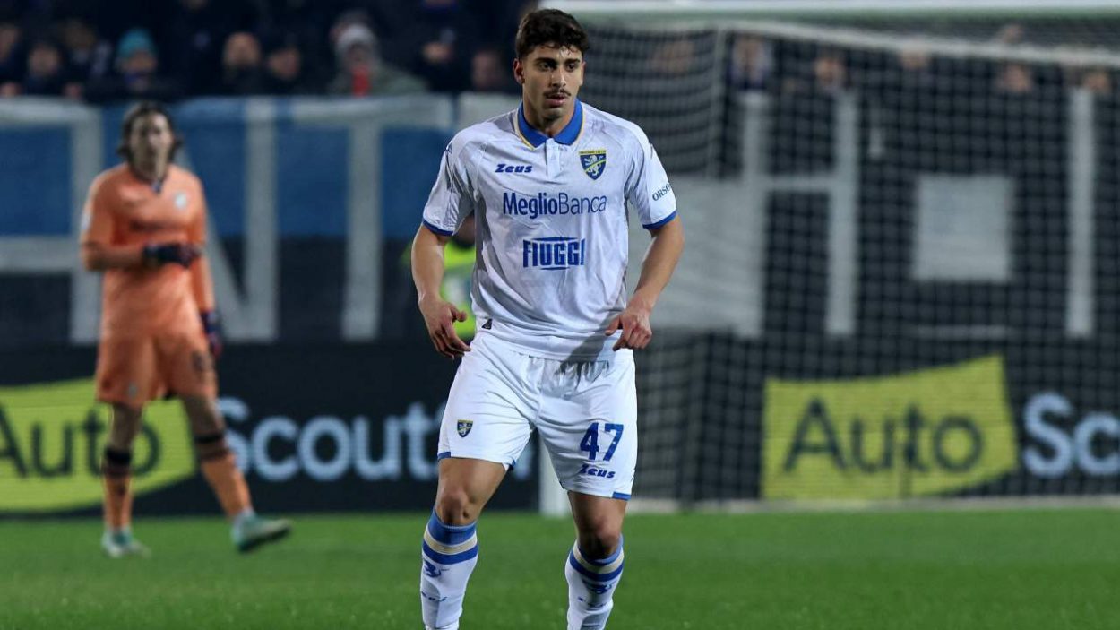 Il Pisa torna in Serie A dopo 34 anni e piazza i primi due colpi di mercato. Idee chiare, niente attesa: Vural e Lusuardi i nuovi nomi