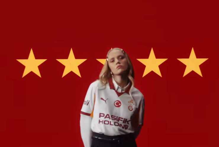Roma, l'attaccante non si presenta al ritiro a sorpresa: "bloccato" dal Galatasaray