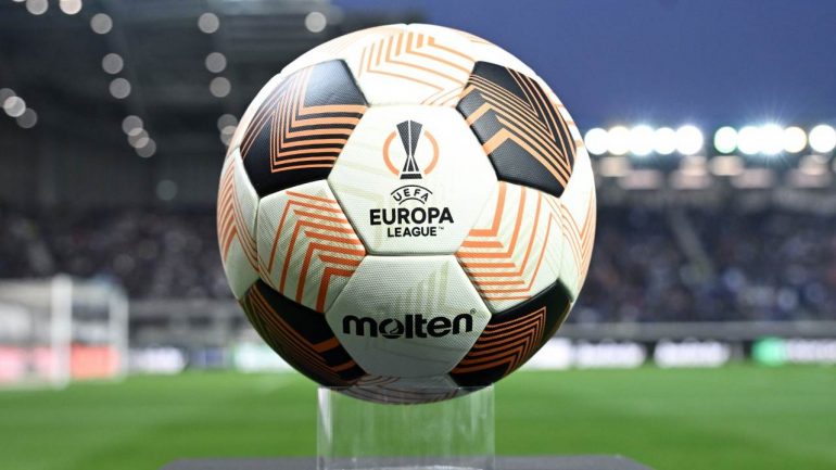 "SCONTRO CON LA POLIZIA: tifosi impazziti fuori dallo stadio | Gara ""a rischio"" in Europa League"