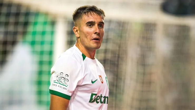 Manca sempre meno alla sfida tra Napoli e Sporting CP, con i due allenatori che hanno finalmente svelato le scelte ufficiali di formazione