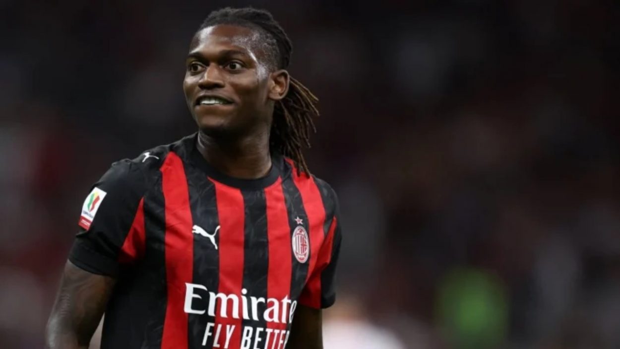 Milan, Leao: "In passato sono stato vicino all'Inter. Impossibile rifiutare il Milan"