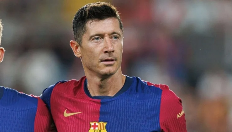 Juventus-Barcellona si pensa ad uno scambio clamoroso: Vlahovic per Lewandowski. La Juventus crede nello scambio