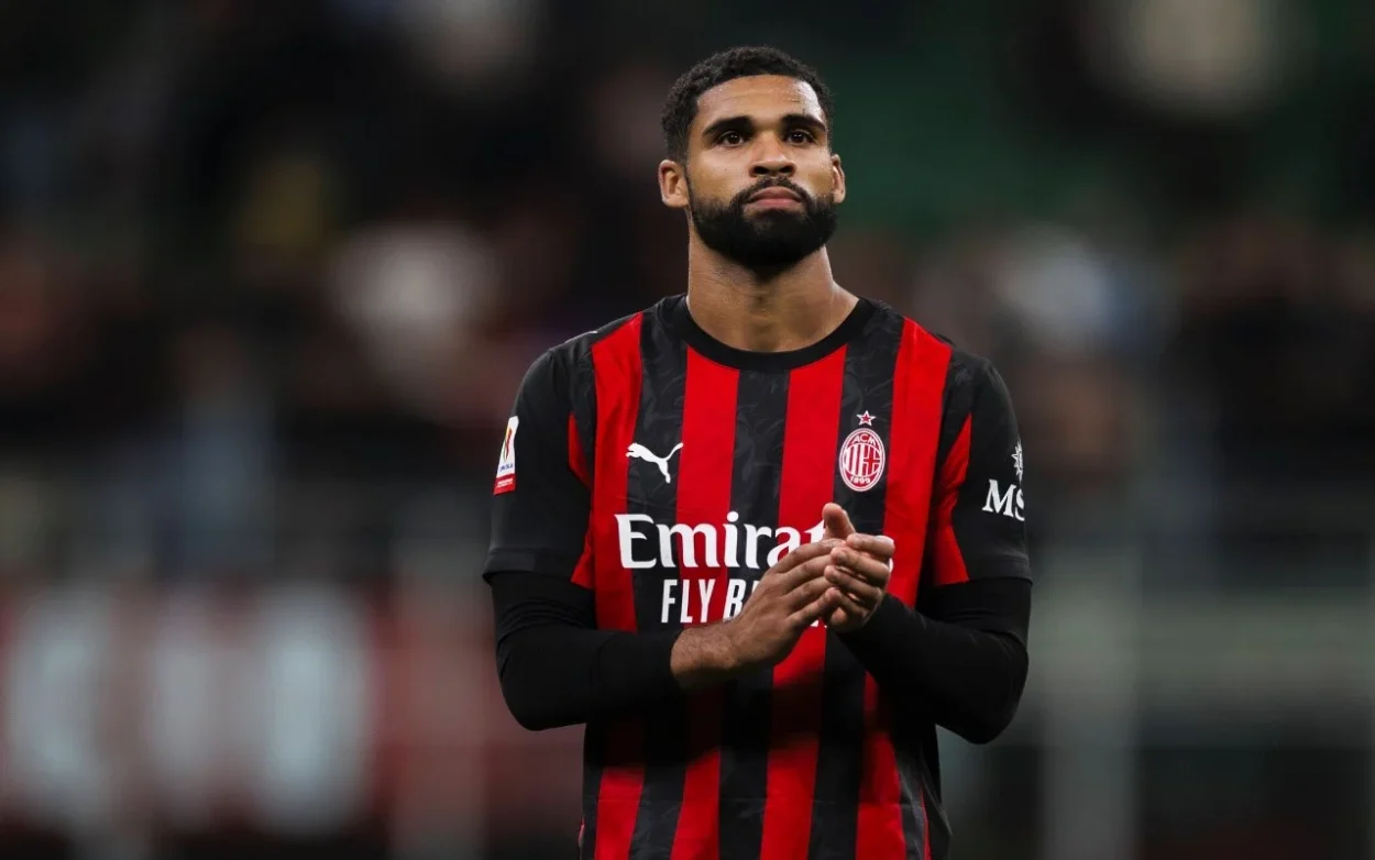Milan, le ultime dell'allenamento: Loftus-Cheek in gruppo