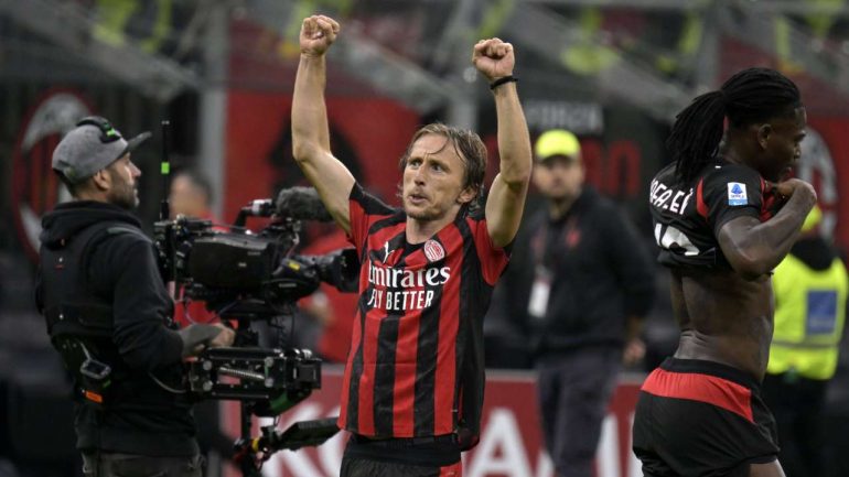 Milan-Fiorentina, le formazioni ufficiali