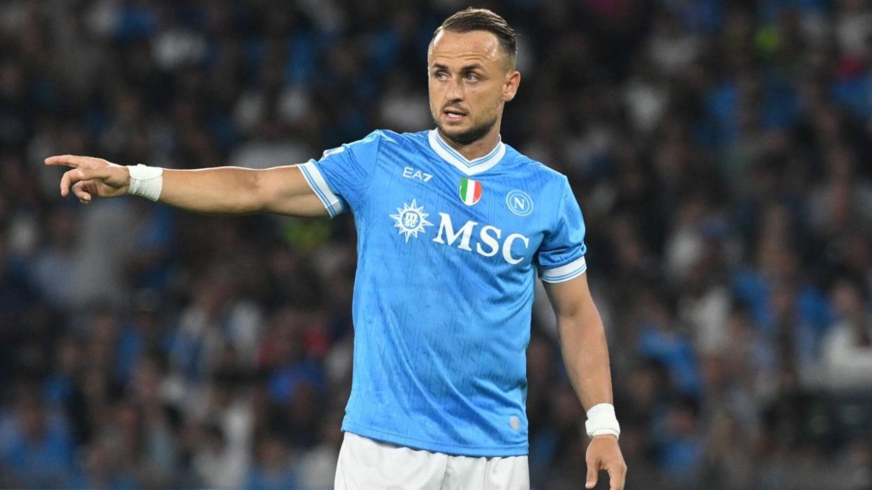 Napoli, infortunio per Lobotka: le sue condizioni
