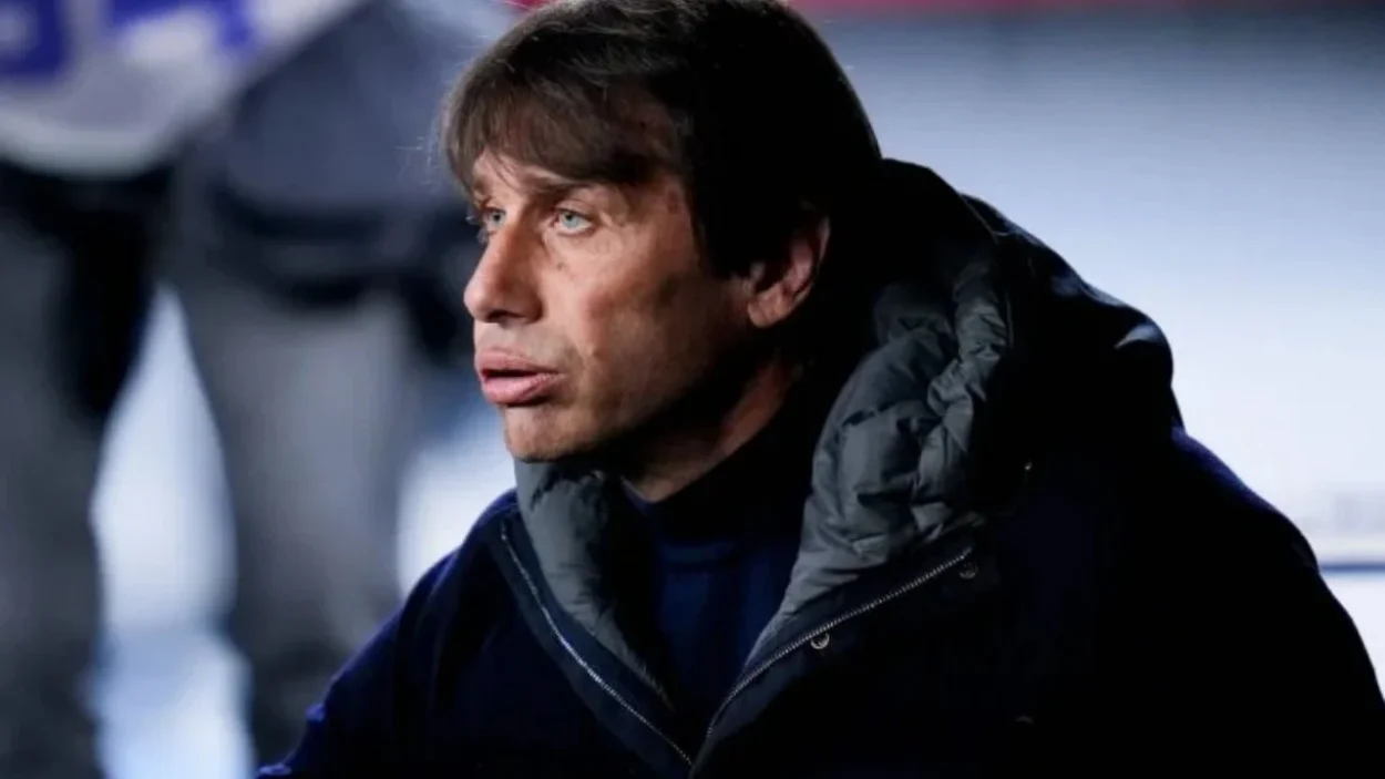 Ultim'ora Conte: è saltato tutto | Tifosi del Napoli arrabbiati neri: è finita come tutte le altre volte