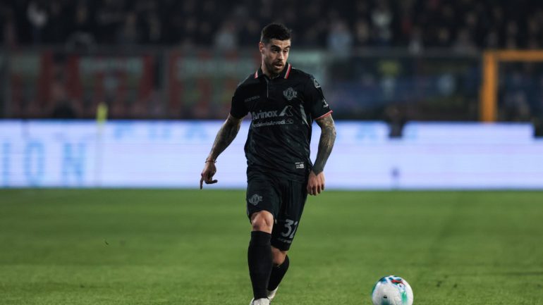 Cremonese, si ferma Payero per infortunio: il motivo dello stop