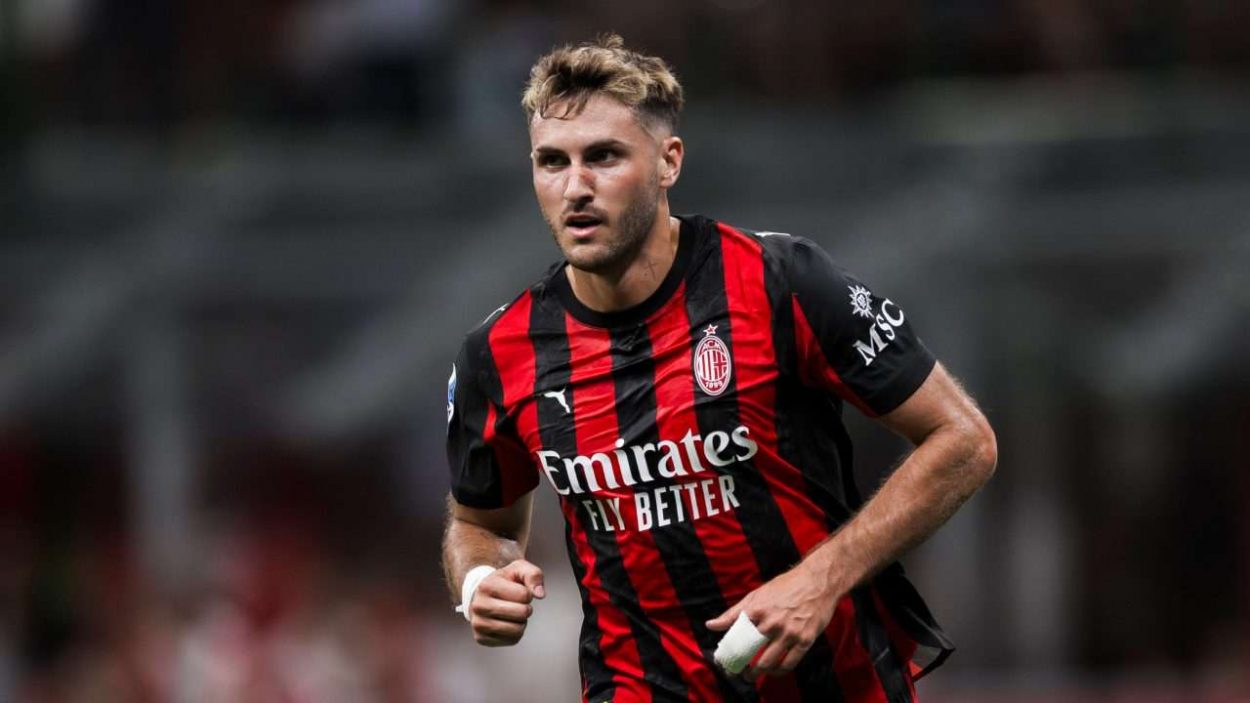 Milan, Gimenez: "Sto giocando con un infortunio. È arrivato il momento di fermarmi"