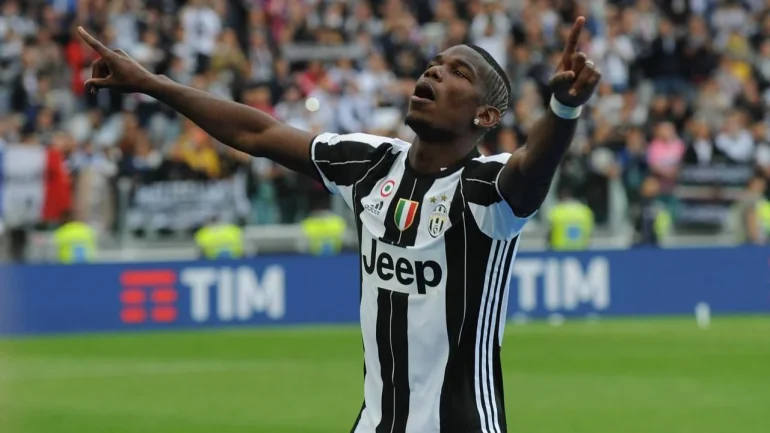 Pogba, dei soldi non gliene importa proprio niente: accettato il taglio dello stipendio | Non è mai stato quello